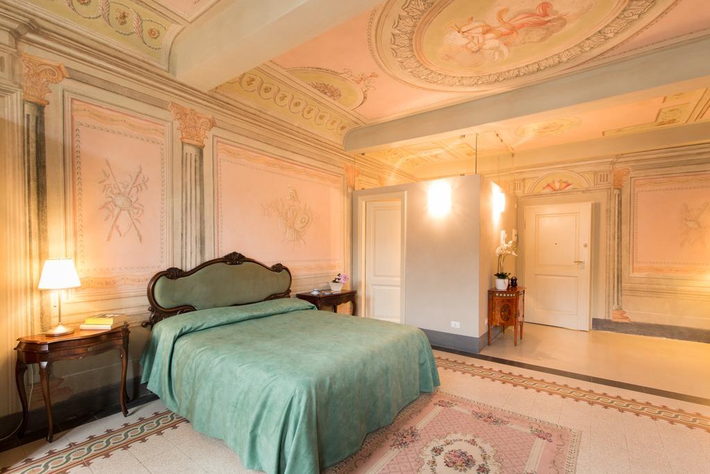 Palazzo Piazza Mazzini Hotel Pescia Phòng bức ảnh