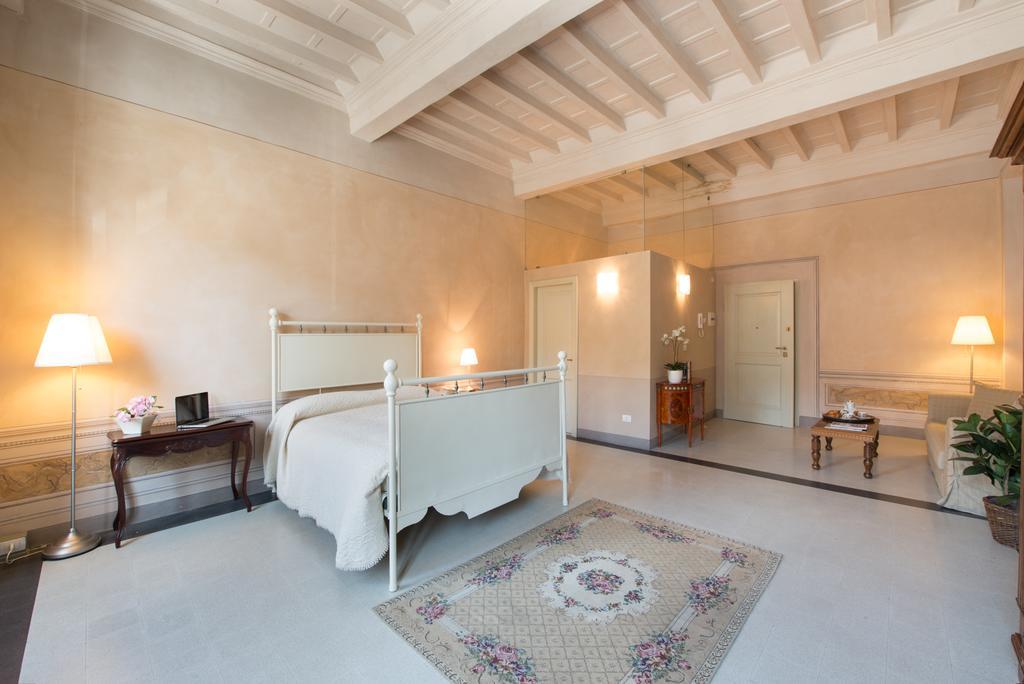 Palazzo Piazza Mazzini Hotel Pescia Phòng bức ảnh