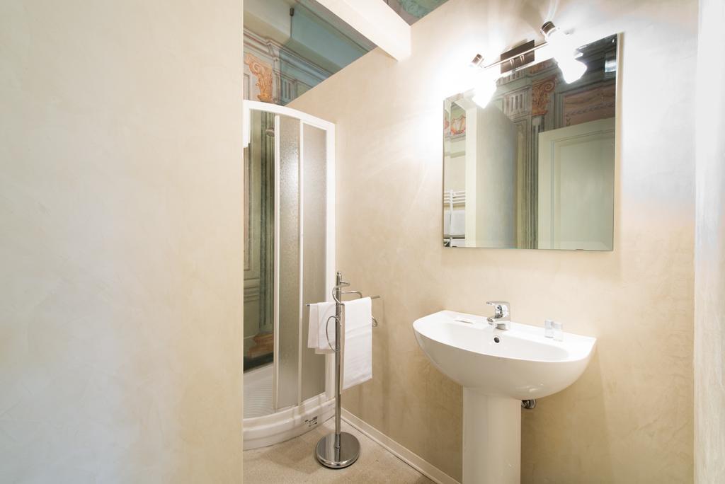 Palazzo Piazza Mazzini Hotel Pescia Phòng bức ảnh